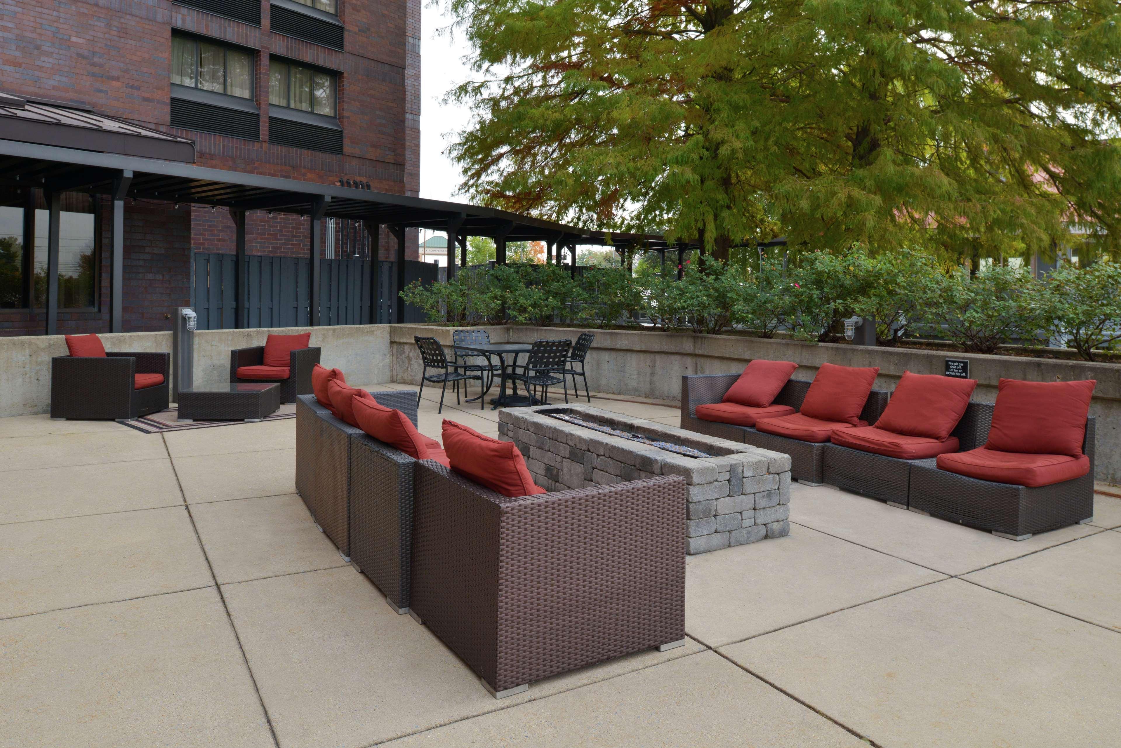 Hampton Hotel