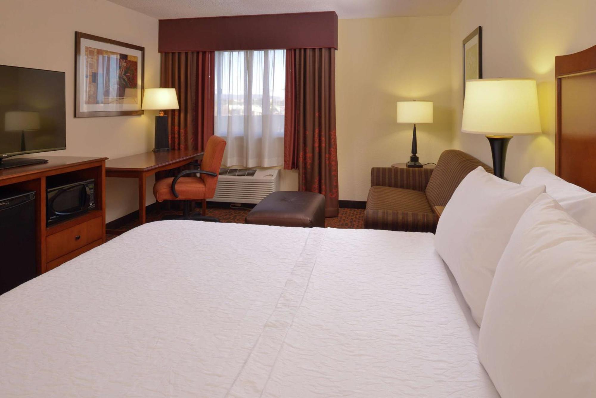 Hampton Hotel